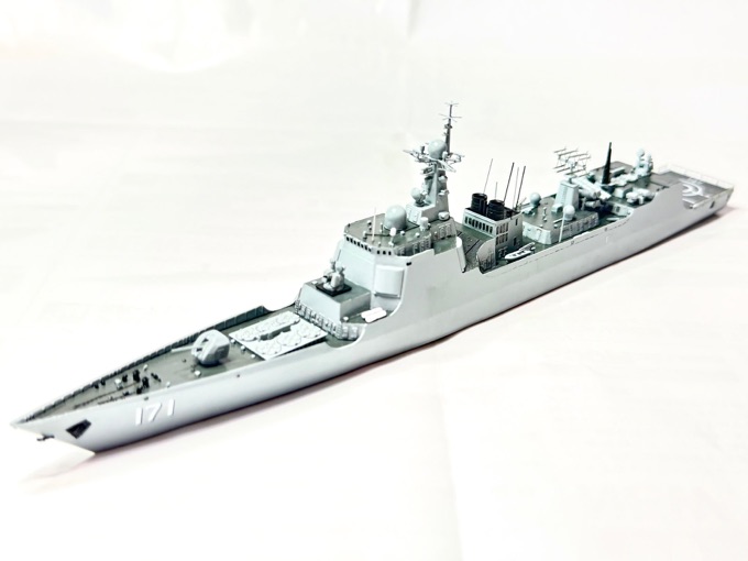 実艦 中国海軍初の本格的な艦隊防空駆逐艦。中華イージス艦とも
