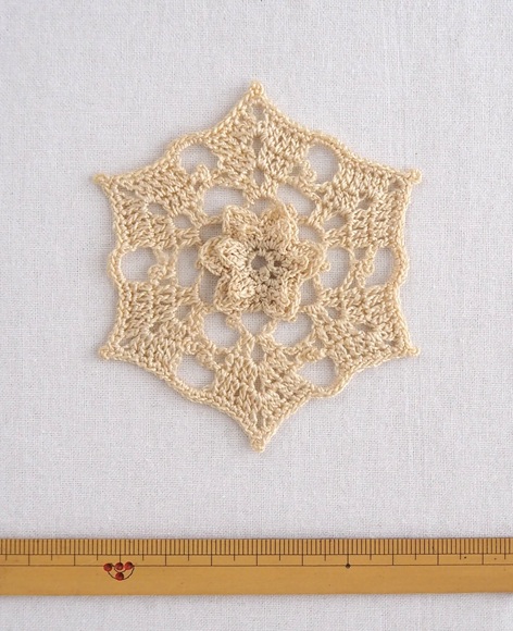 花のレース　the floral lace work
